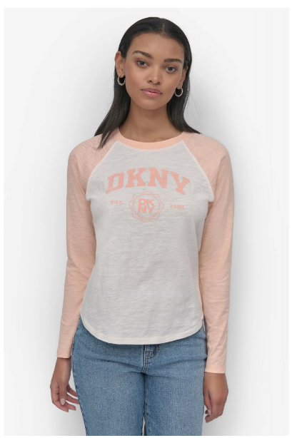 ARCHED NEW YORK LOGO RAGLAN LONG SLEEVE TEE