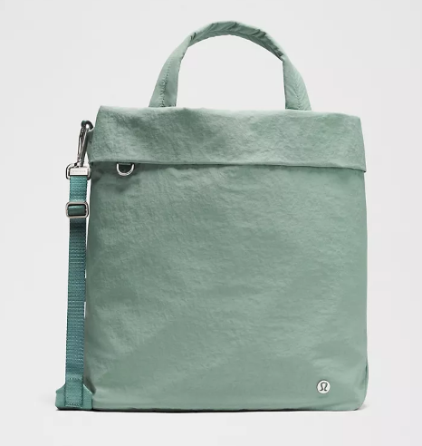 On My Level Tote Bag 20L