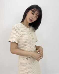SANDRO 윤은혜 산드로 원피스 50% 할인 가디건 티셔츠 자켓 등