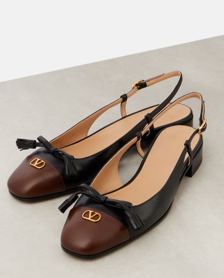 Valentino Garavani Valet Du Roi 레더 슬링백 플랫 슈즈