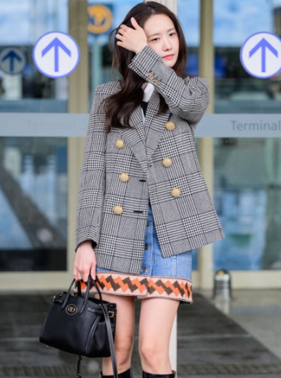 직배송- 윤아 발렌티노 앙티브 플랫 생로랑 선글라스 캐나다구스 패딩 마이테레사 추가 20% 할인