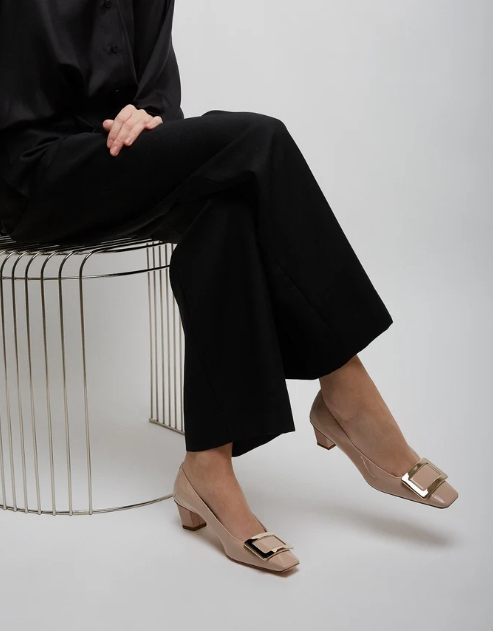 Roger Vivier Belle Vivier 45 beige patent pumps