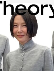 띠어리 직구 국내 완판 김나영 픽 25% 할인 진행중