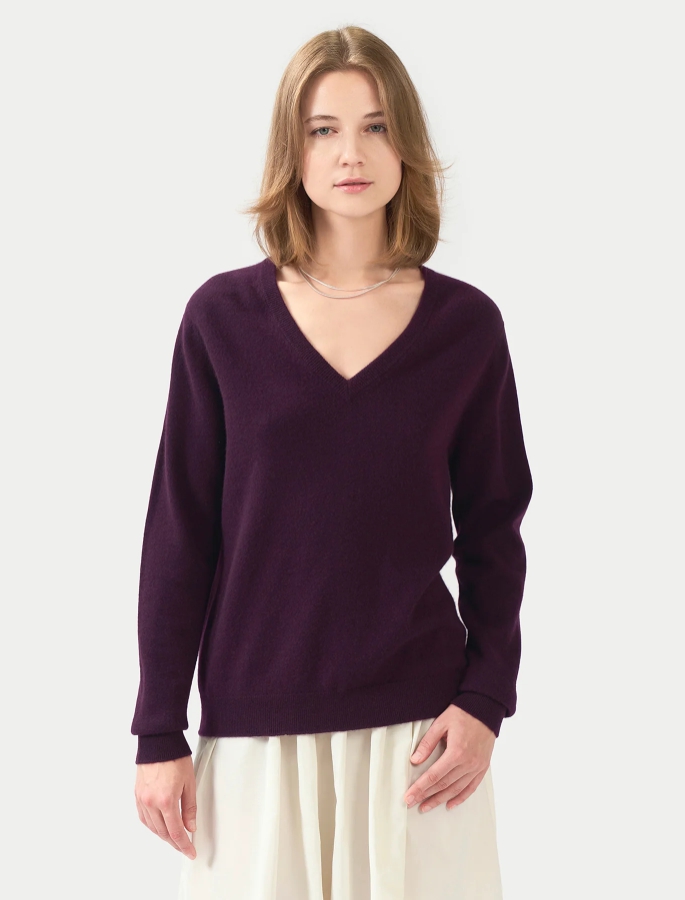 Essential Cashmere V-Neck Sweater
