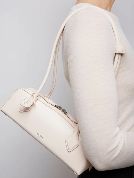 Alaïa Le Teckel Small light pink bag