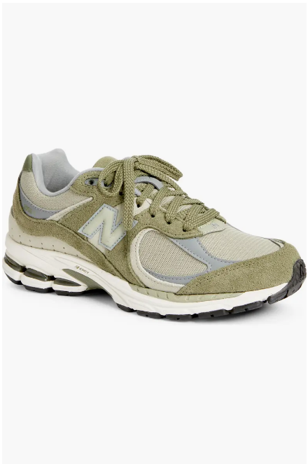 New Balance Gender Inclusive 2002R Sneaker