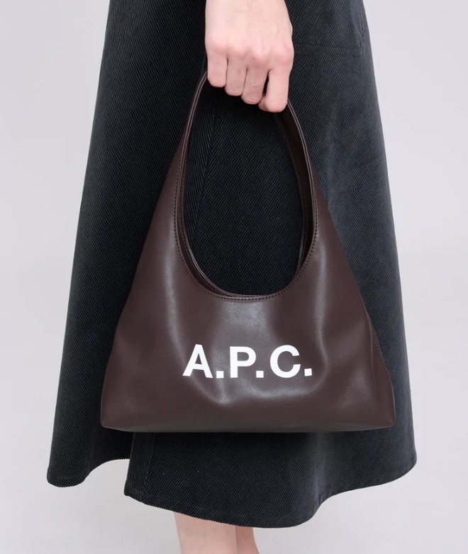 a.p.c 블프 40% 쿠폰 가방 맨투맨 모자 티셔츠 등