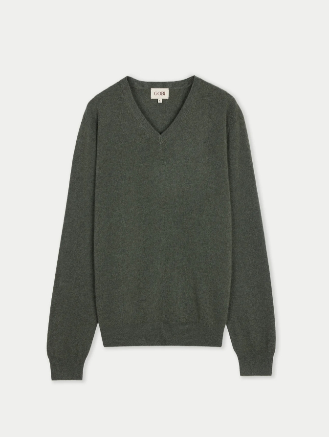 Essential V-Neck Cashmere Sweater