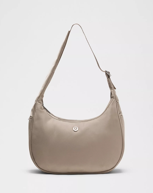 City Essentials Shoulder Bag 4L