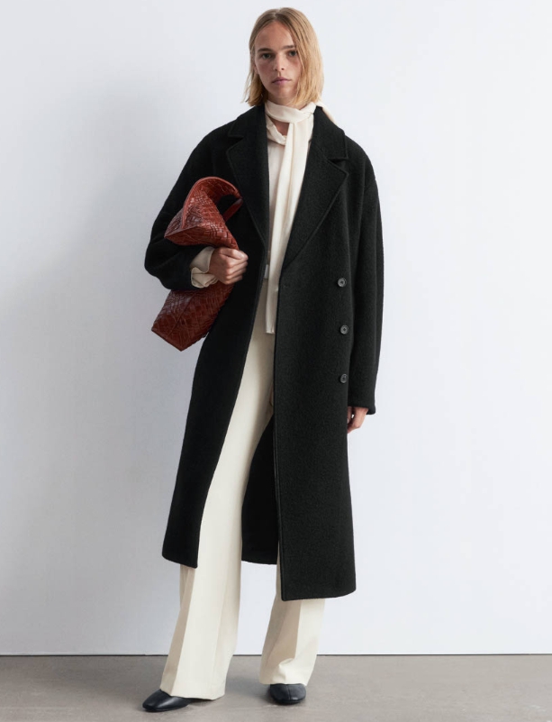 볼류미너스 벨티드 울 코트