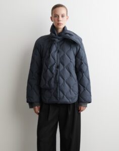 cos 사이버먼데이 세일 40% 패딩 가방 가디건 스웨터