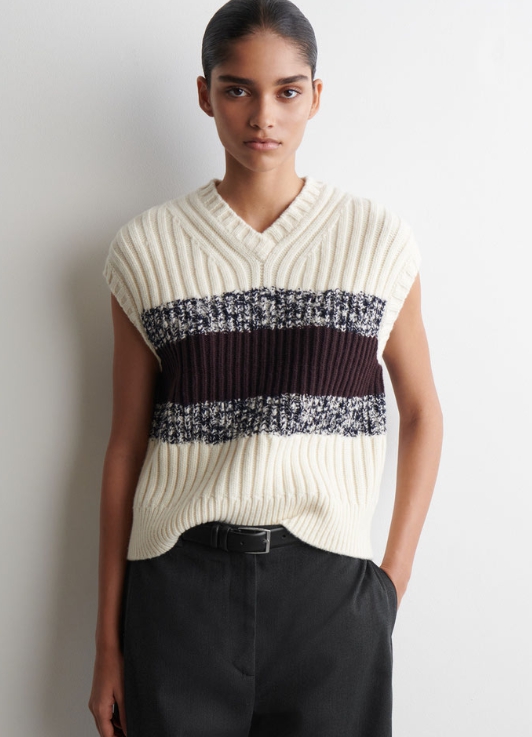 텍스처드 메리노 울 브이넥 베스트